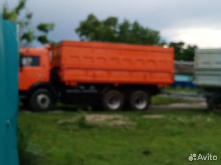 Водитель на камаз