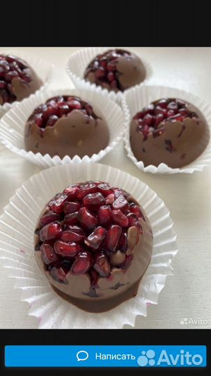 Сладкий подарок, гранат в шоколаде
