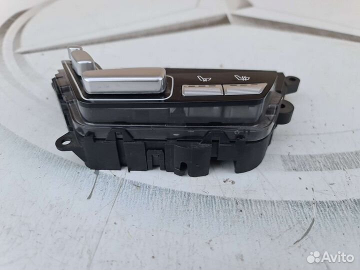 Блок заднего левого сиденья Mercedes W221