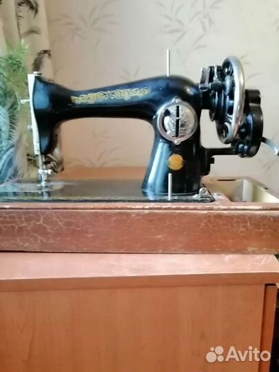 Швейная машина Подольск
