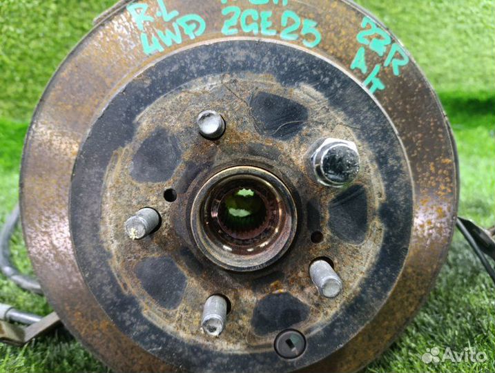 Ступица задняя левая Toyota Wish ZGE25G