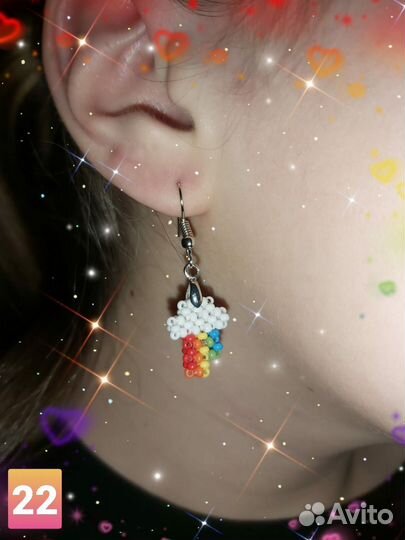 Подарки на любой праздник: украшения из бисера №3