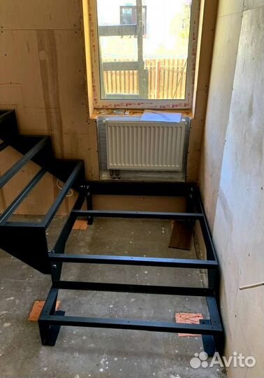 Лестница винтовая с монтажем