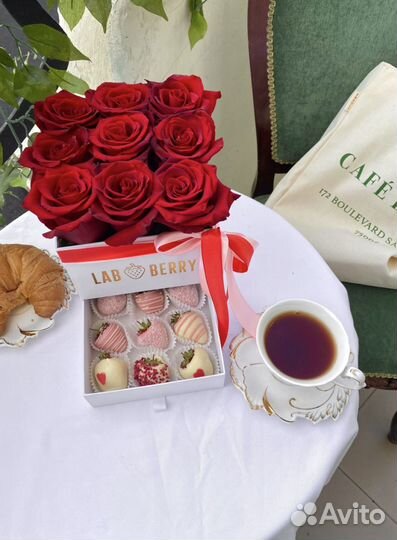 Боксы с клубникой в шоколаде