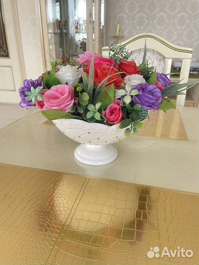 Цветы в вазе