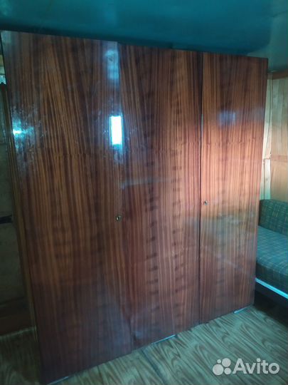 Шкаф гардероб