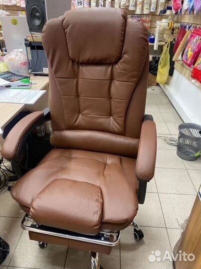 Офисное кресло (геймерское). Кресло для директора