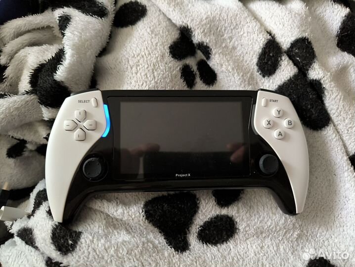 Портативная игровая приставка