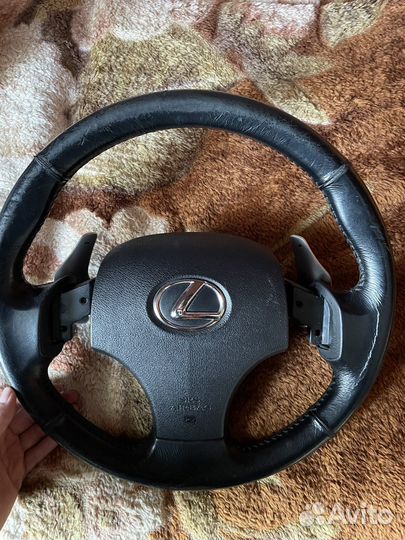 Руль от lexus is 250