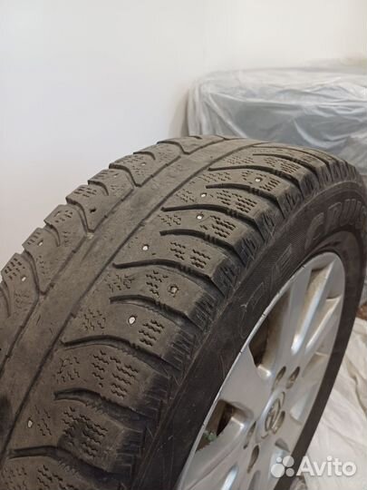Bridgestone Ice Cruiser 7000 195/65 R15 91