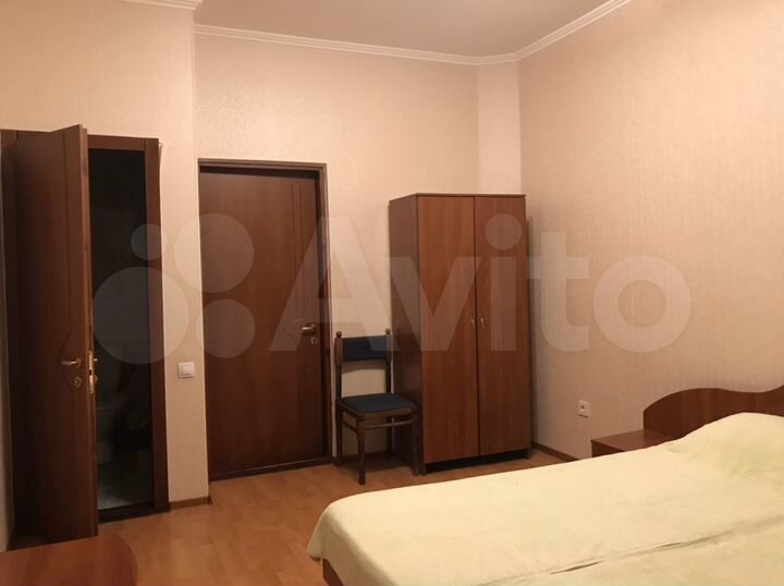 Комната 18 м² в 1-к., 1/2 эт.