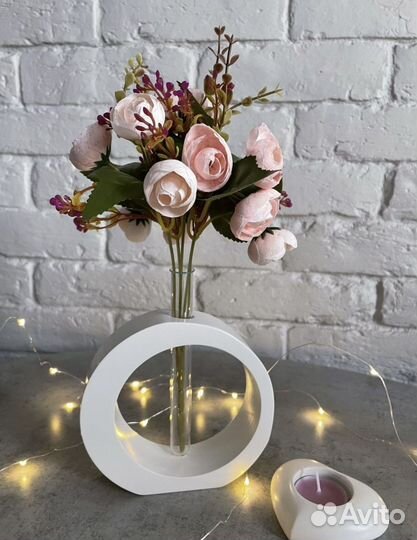 Декоративная ваза из гипса (колба стеклянная)