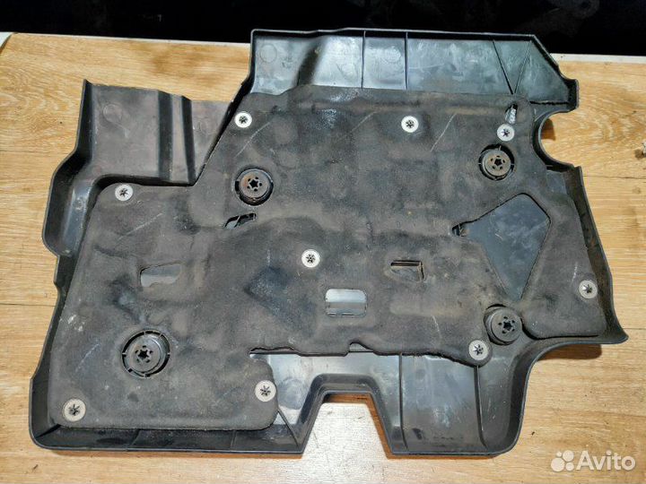 Крышка двигателя Honda Civic Viii 5D 2009