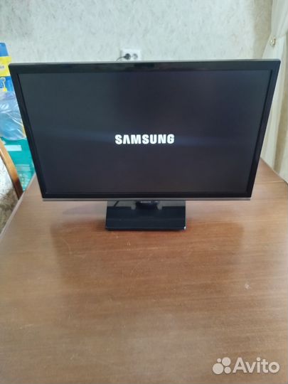 Телевизор Samsung диагональ 22