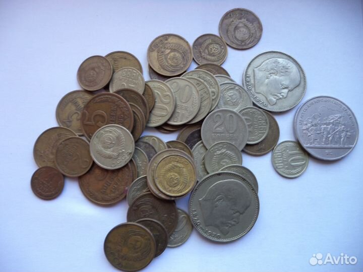 Продаю монеты