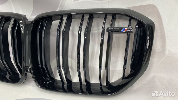 Решетка радиатора BMW F95 черный глянец