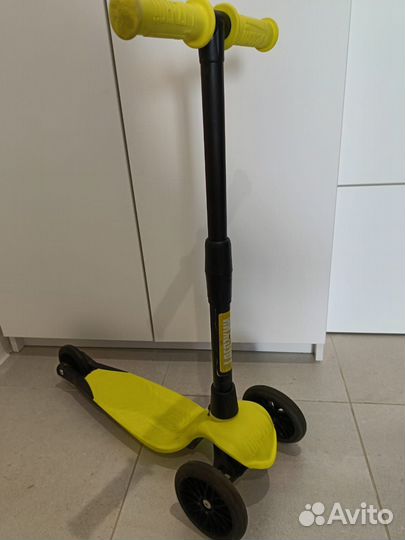 Самокат детский трехколесный бу