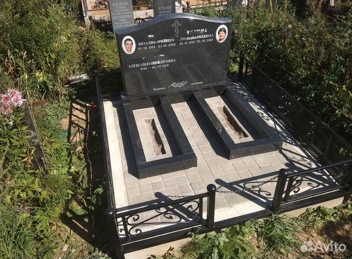 Памятники на могилу оптом от производителя / Памятники на могилу из Габбро диабаза, опт