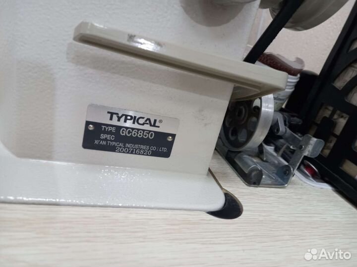Промышленная прямострочная швейная машина typical