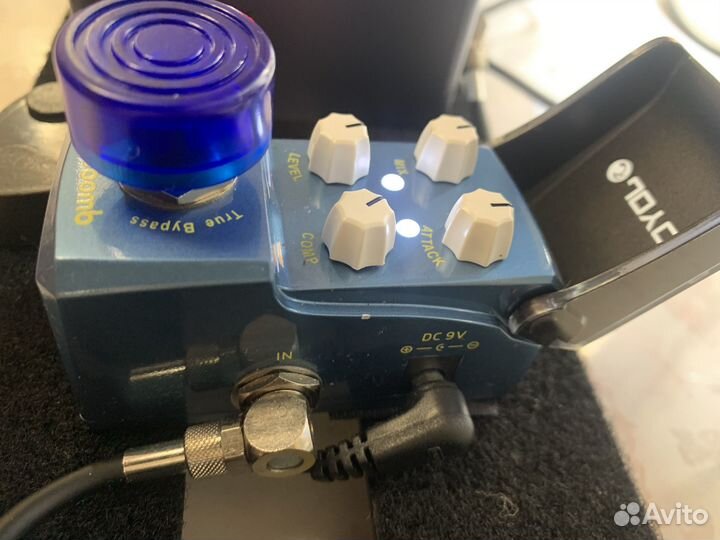 Darkglass Alpha Omega Ultra + Pedalboard