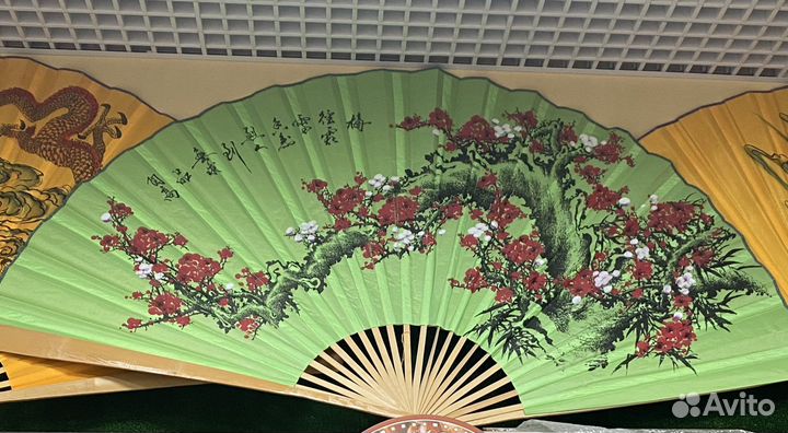 Веер настенный