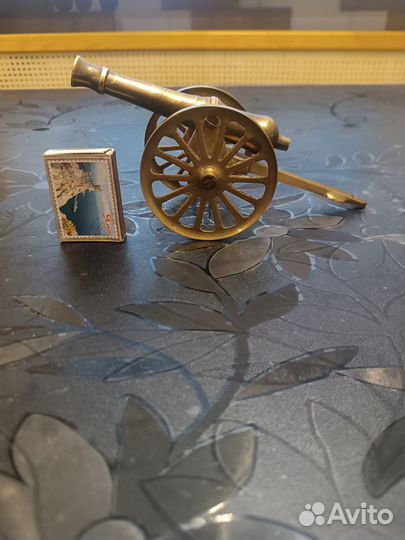 Коллекция предметов из латуни-Зап.Европа