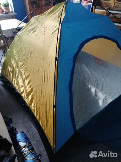 Палатка туристическая 3 местная бу