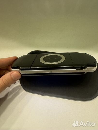 Sony PSP 2008 64Gb 250 игр, комплект