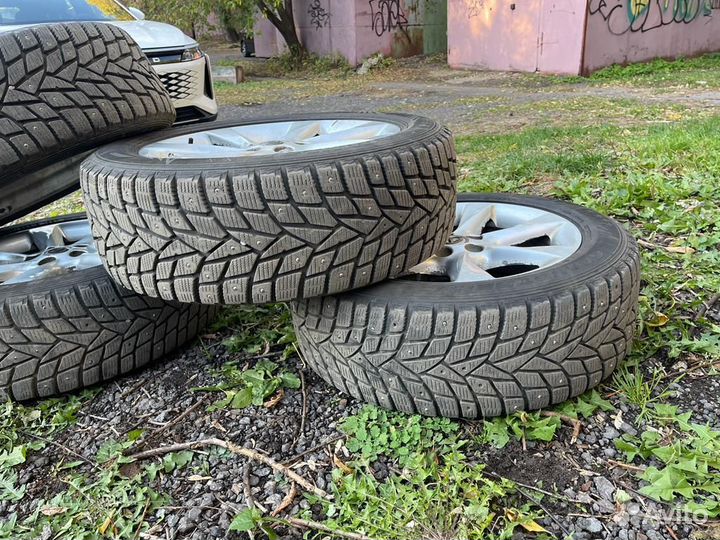 Зимняя резина на дисках lexus 235 55 19