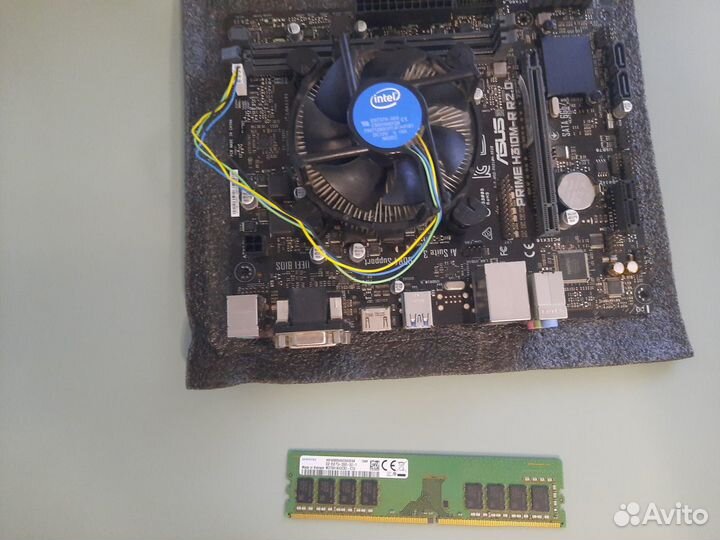 I5 9400f + asus h310 + 8gb + intel box кулер
