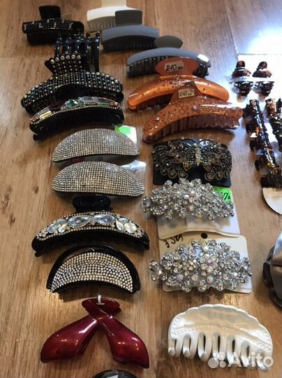 Заколки и крабики для волос