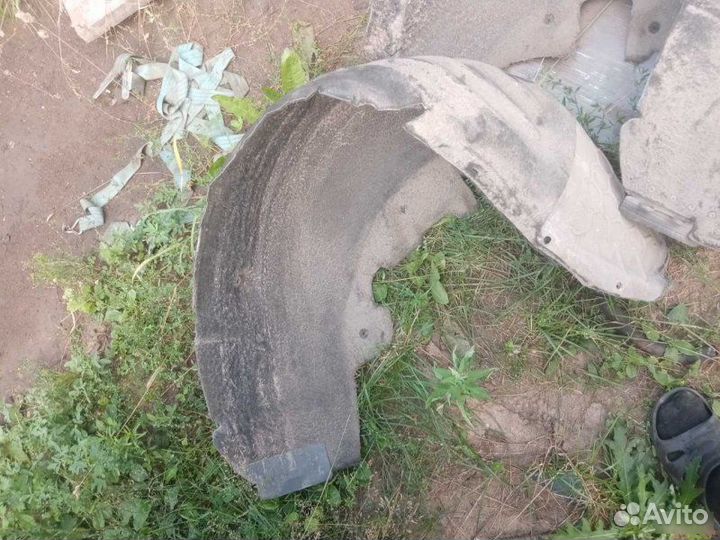 Подкрылок задний Mercedes-Benz E-Class W212 2012