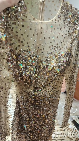 Вечернее платье