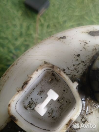 Топливный насос Мицубиси Каризма 1.6л 2002г