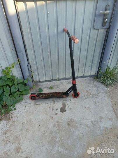 Продаю самокат