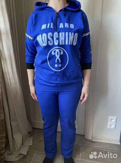 Костюм спортивный