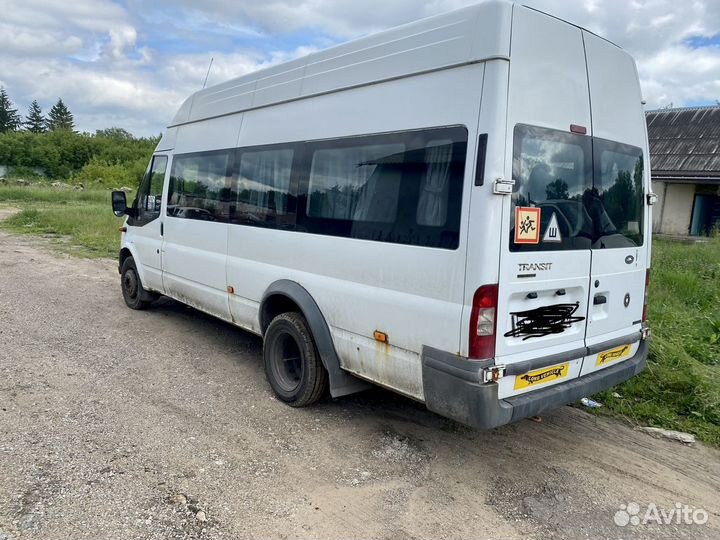 В разборе Ford Transit 2.4 TDCi 115 л.с