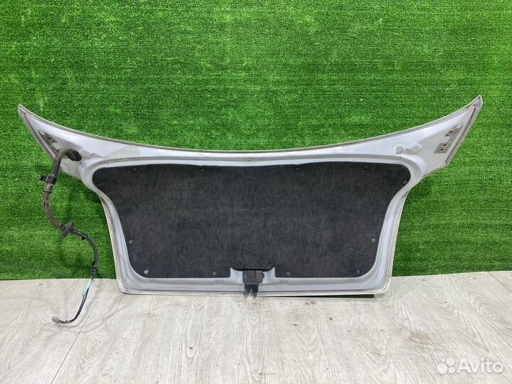 Крышка багажника Nissan Primera P12
