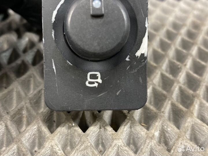 Кнопка регулировки зеркал Audi Allroad C5 BES 2004