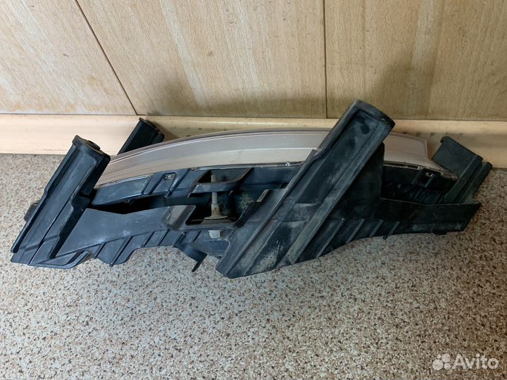 Птф правая Hyundai Sonata 6 YF 92202-3s