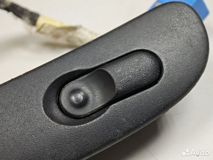 Кнопка стеклоподъемника