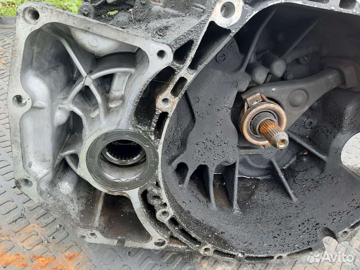 МКПП Nissan x-trail t30 6-ступенчатая