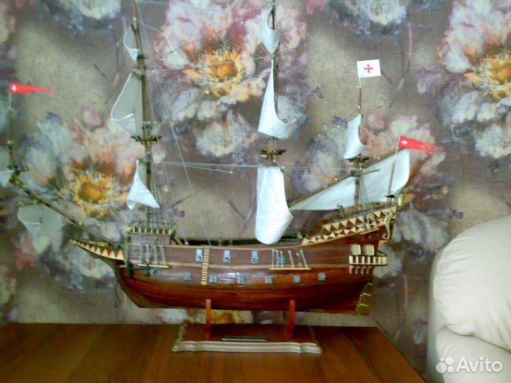 Парусник корабль DE Gostinja