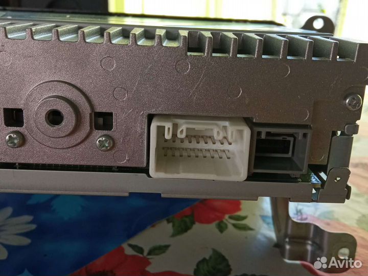 Магнитола mitsubishi outlander xl