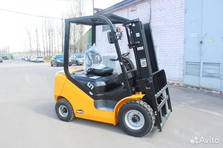 Вилочный погрузчик UN Forklift FG20, 2023