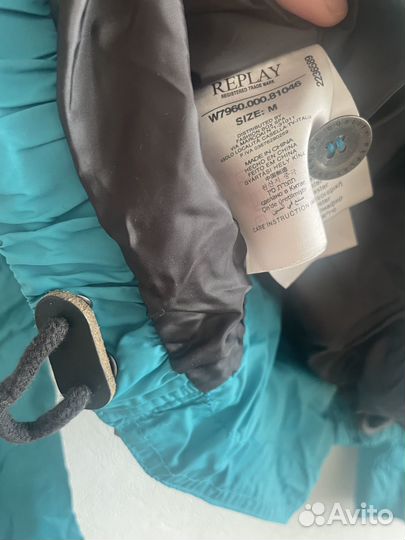 Ветровка replay