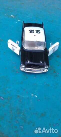 Машинка моделька