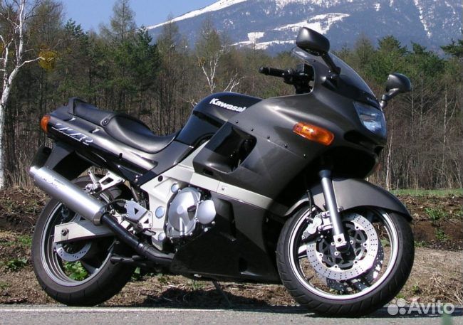 Запчасти на Kawasaki zzr 400-600
