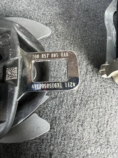 Передние ремни безопасности Volkswagen Touareg 3