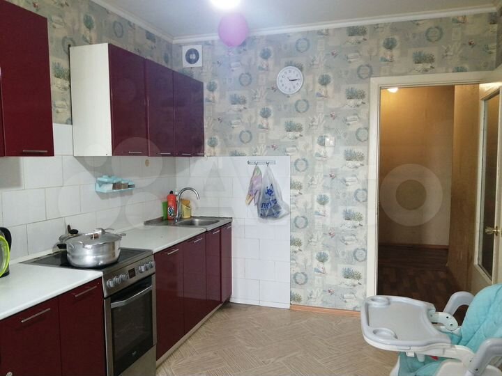 3-к. квартира, 119 м², 8/17 эт.